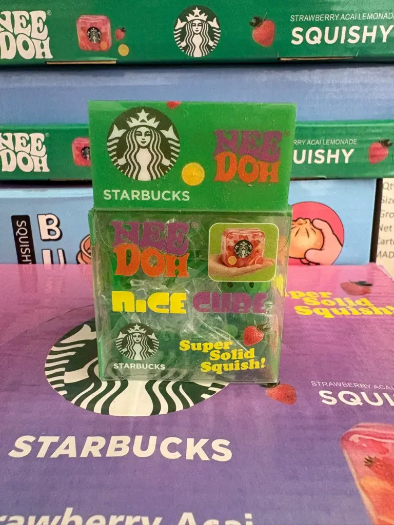 Starbucks - Needoh Cube10.webp