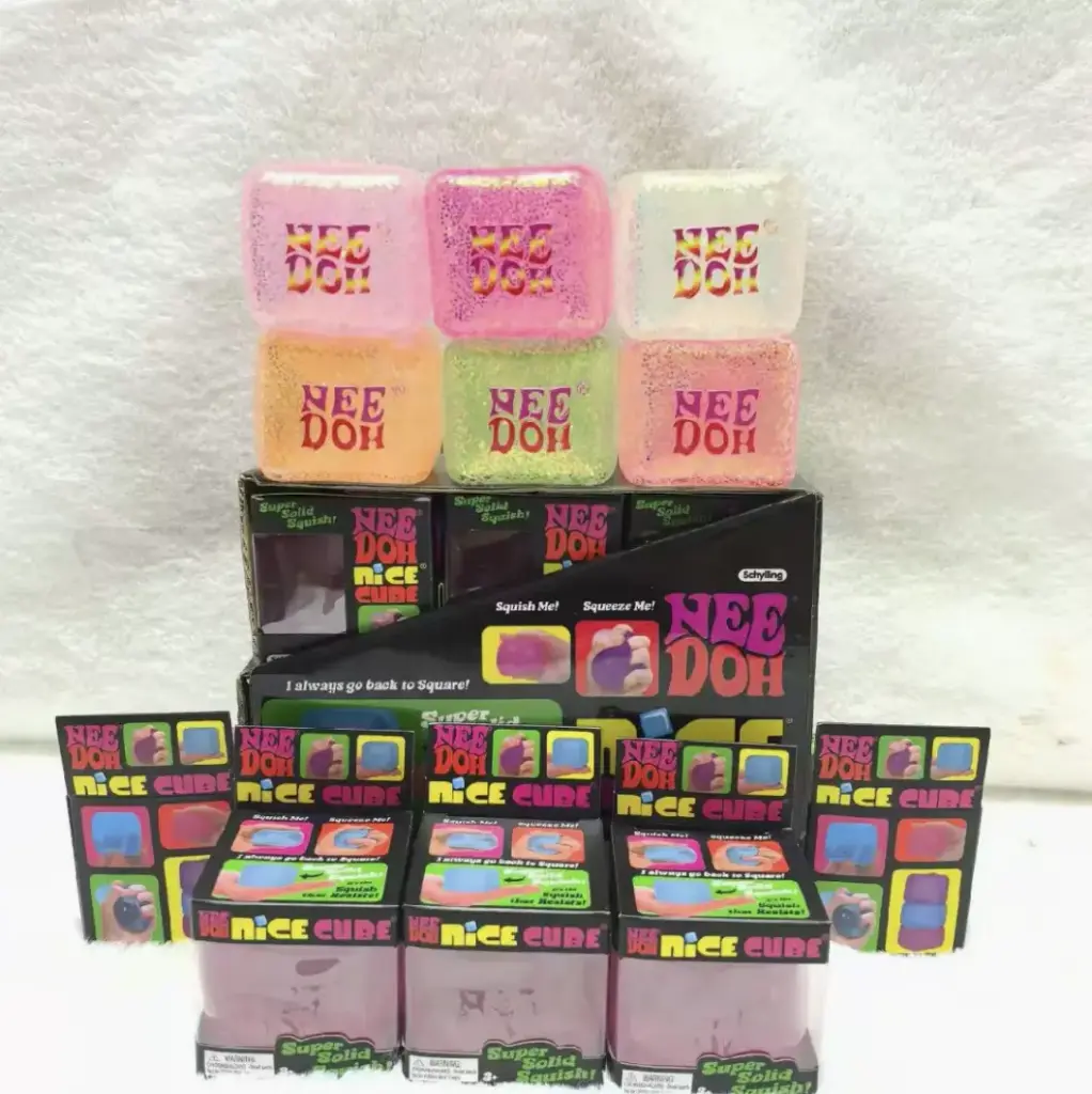 Glits and Glow - NeeDoh Cube, Stress Relief decompression toy, slow rising, 5.5cm
